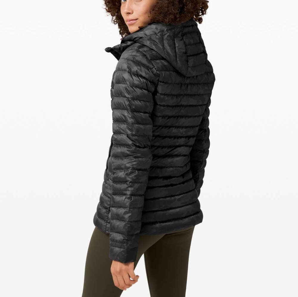24 HRS ONLY SALE!  Lululemon Pack It Down Jacket Size 10